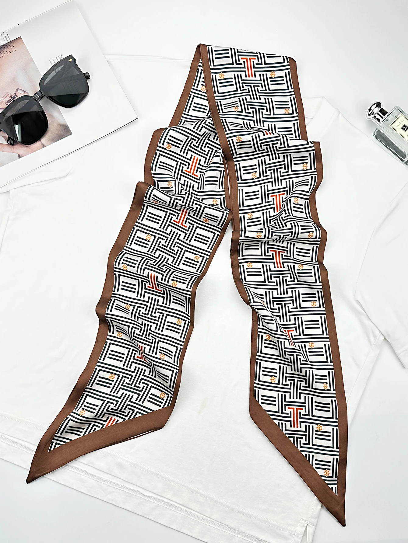 Syal Sutra Tipis Geometris Mew - Luxury Bags China ulasan dan harga